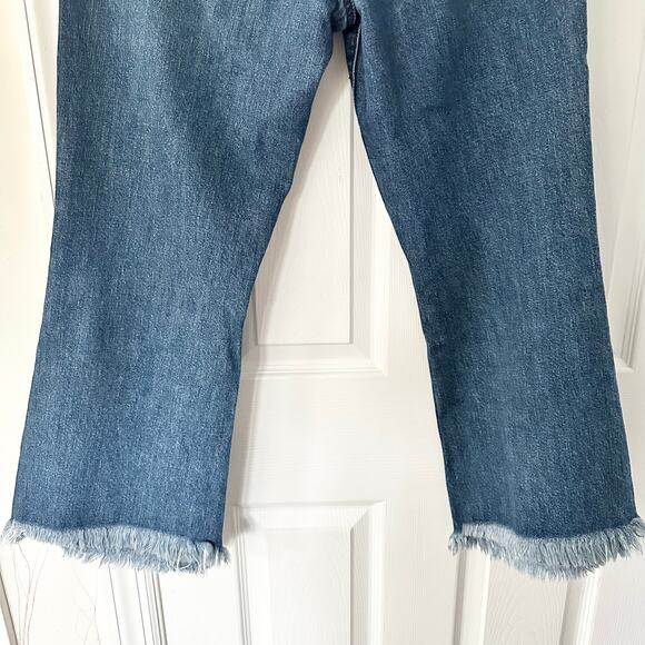 J Brand Julia High Rise Frayed Hem Crop Flare Ankle Denim Jeans in Romance 31 - Picture 11 of 14